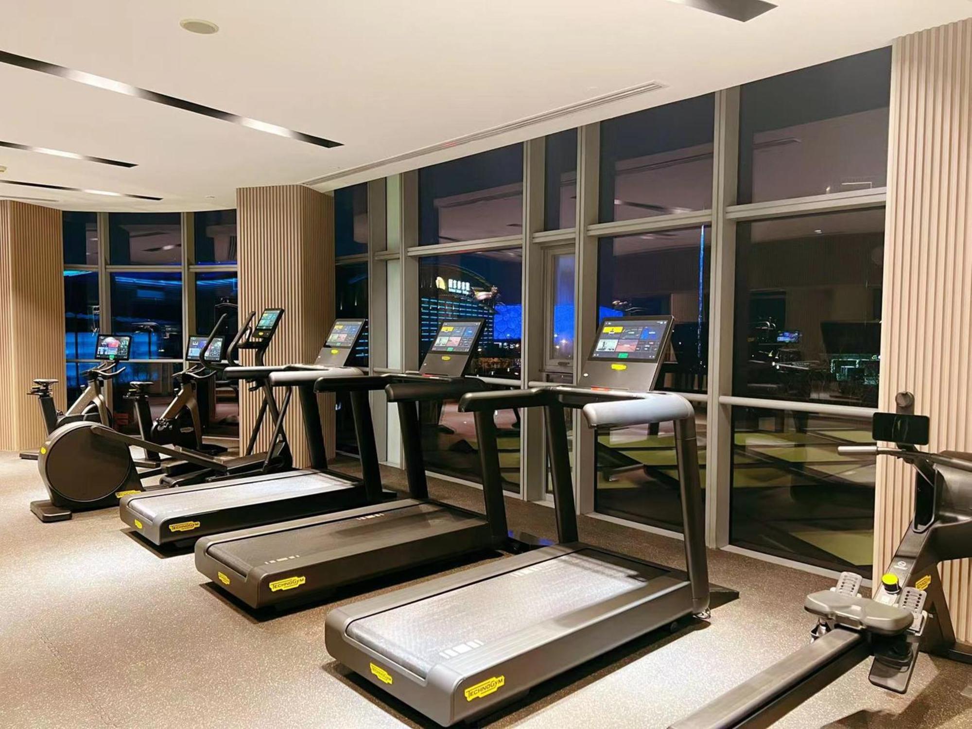 Hotel Intercontinental Beichen By Ihg L Walking Distance To Bird's Nest & Water Cube & Metro Station L Interconnected With China National Convention Center L Award-winning Club Lounge With Mixologist L Direct Metro Line To Wangfujing 5*