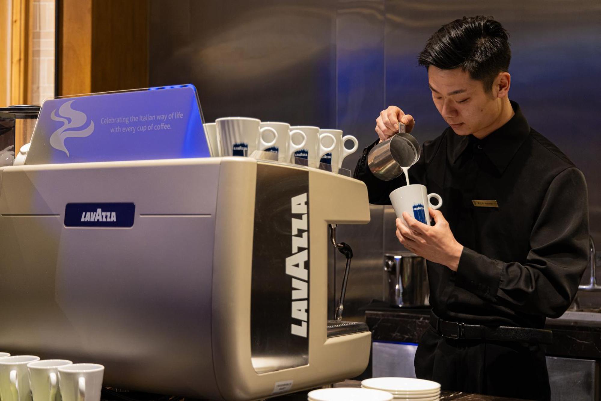 Intercontinental Beichen By Ihg L Walking Distance To Bird's Nest & Water Cube & Metro Station L Interconnected With China National Convention Center L Award-winning Club Lounge With Mixologist L Direct Metro Line To Wangfujing